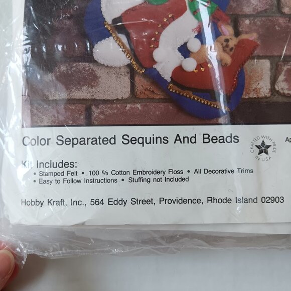 Lot of 2 Hobby Kraft Storybook Felt Stocking Kits 18" Diagonal Length - Picture 5 of 12